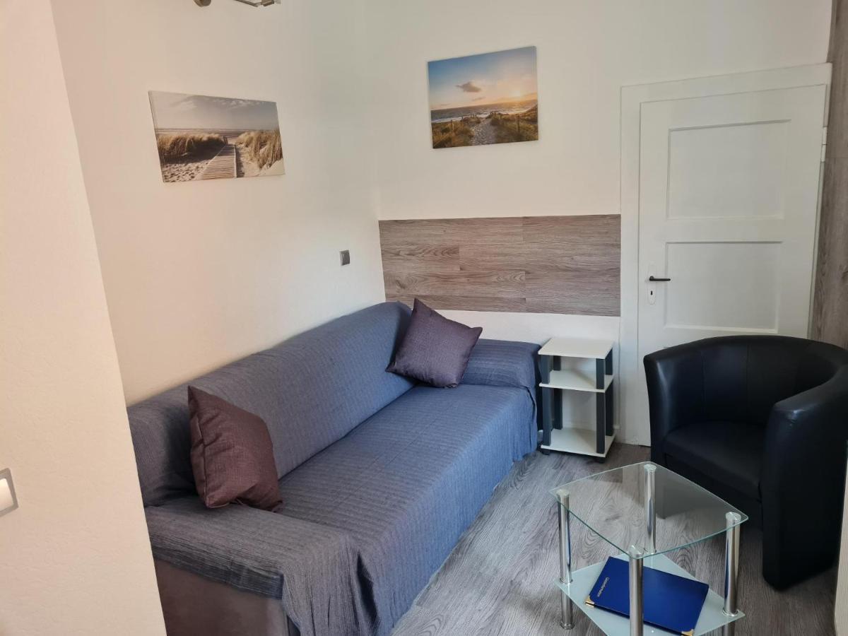 80Qm Monteuroase In Melsungen - Schwarzenberg Mwst Ausweisbar Apartment Bagian luar foto