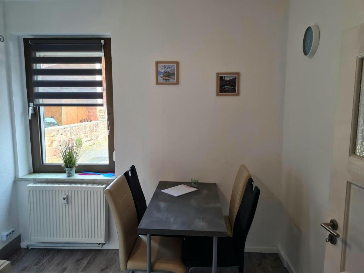 80Qm Monteuroase In Melsungen - Schwarzenberg Mwst Ausweisbar Apartment Bagian luar foto